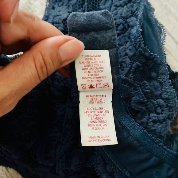 Bongo Blue Halter Bralette, Women’s Size X-Large. - Picture 8 of 8